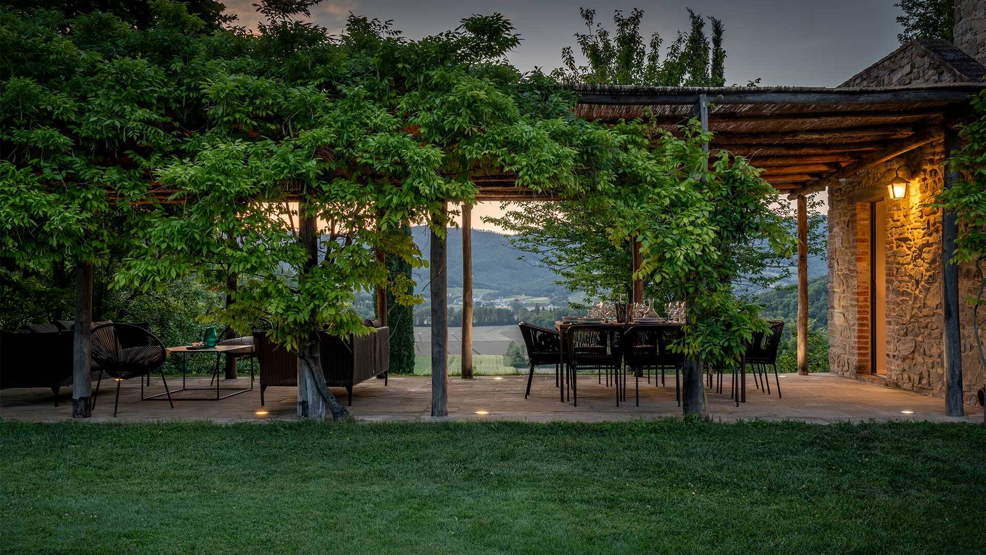 luxury vacation villa Arcelle for weekly rentals in Umbria